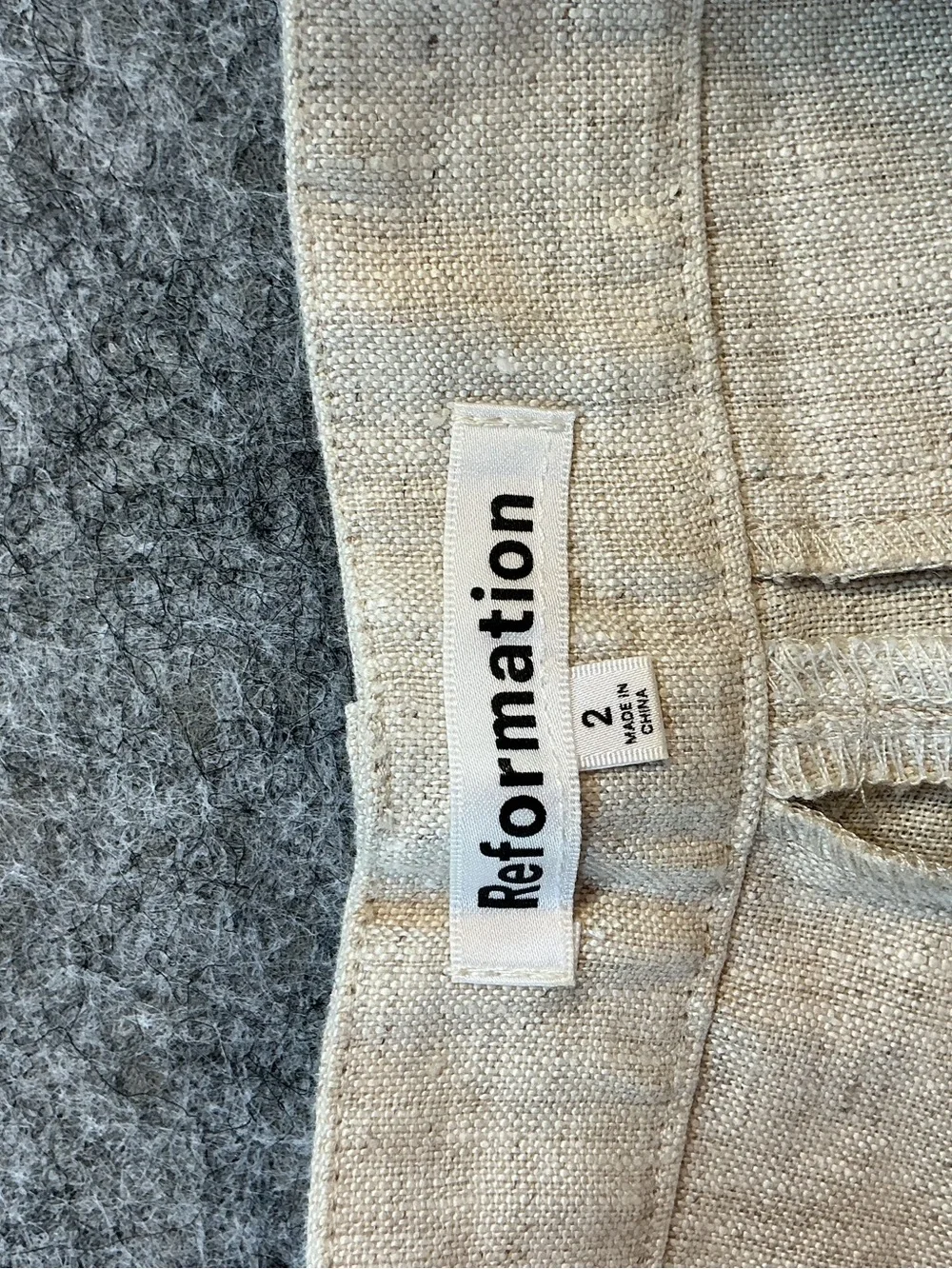 Reformation Elevated Basic Classic Linen-Twill Pleated Trousers Beige Size 2